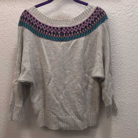 American Eagle Sweater - Picture 2 of 3